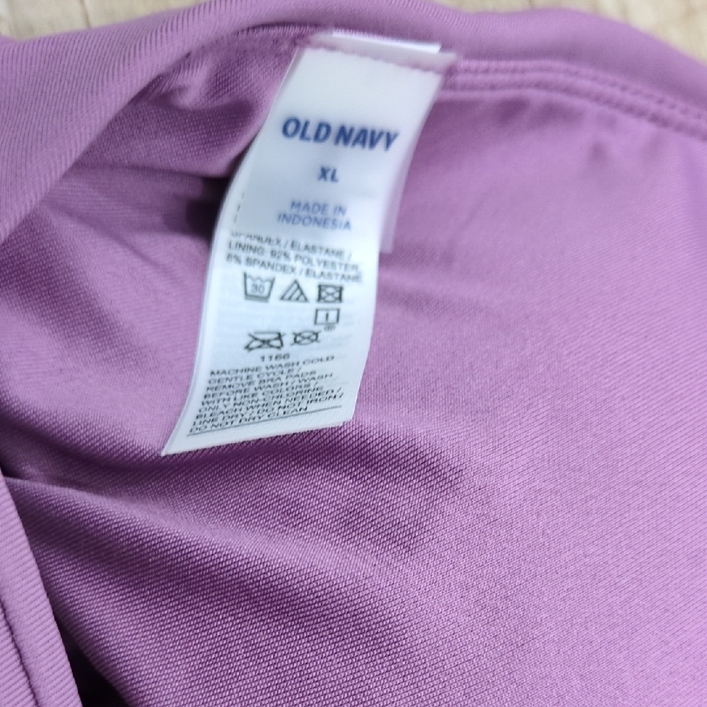 NWT- Old Navy Purple Ruffled Bikini Top. - Picture 4 of 5